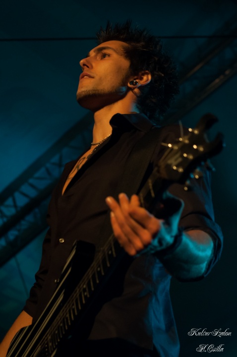 Killer Surprise, ahogyan Homonyik Csilla lát(tat)ja